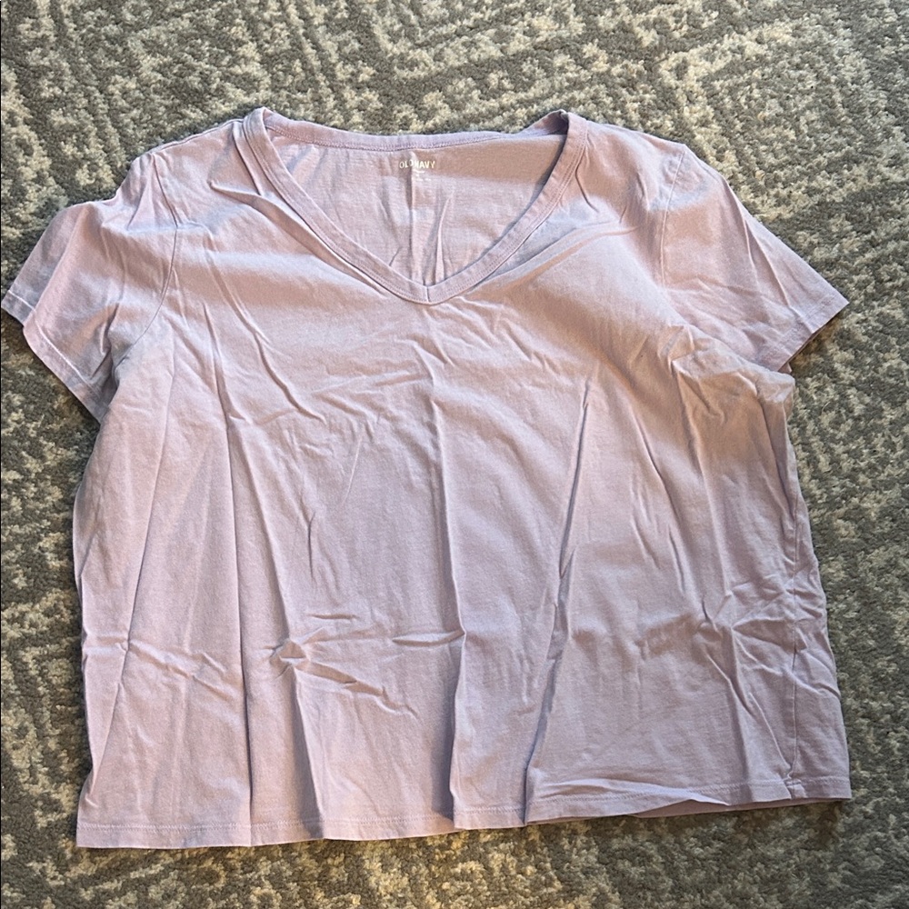 Old Navy Light Purple V-Neck Short Sleeve Tee